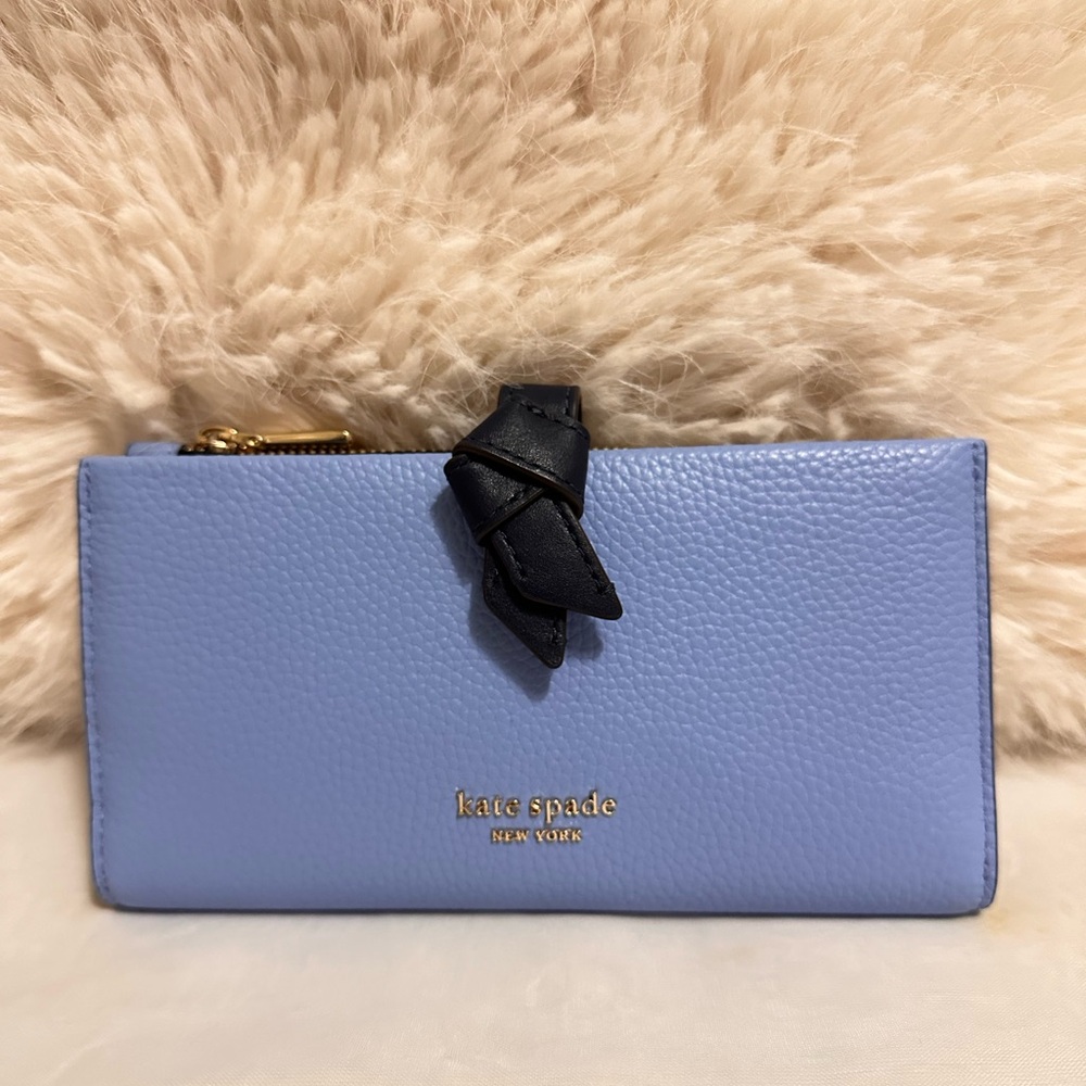 Kate Spade Knott zip slim wallet